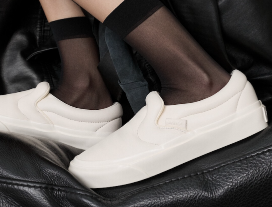 El calzado perfecto no exist…. Vans y Proenza Schouler presentaron las zapatillas más cool y cómodas de 2024