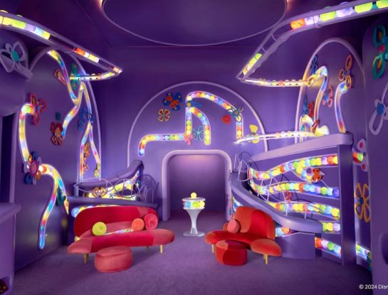 Airbnb diseñó instalaciones inspiradas en “Intensa Mente 2”