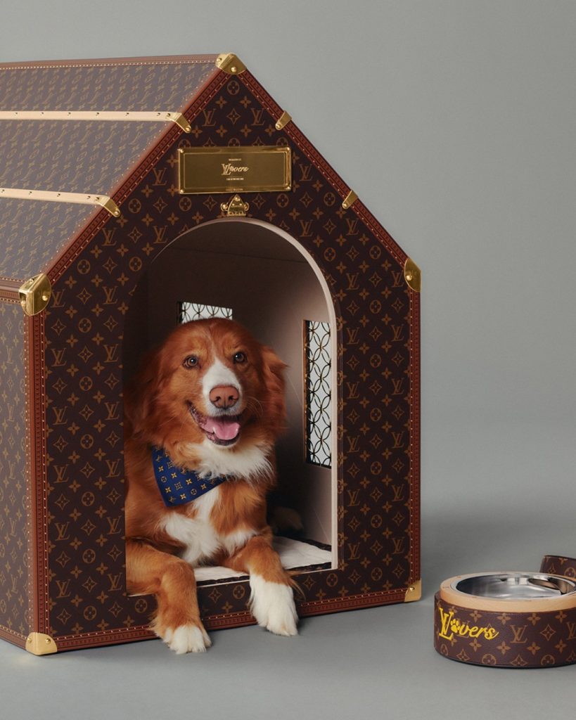La casa para perros de Louis Vuitton según la colección “DOG LVERS” de Pharrell Williams. 