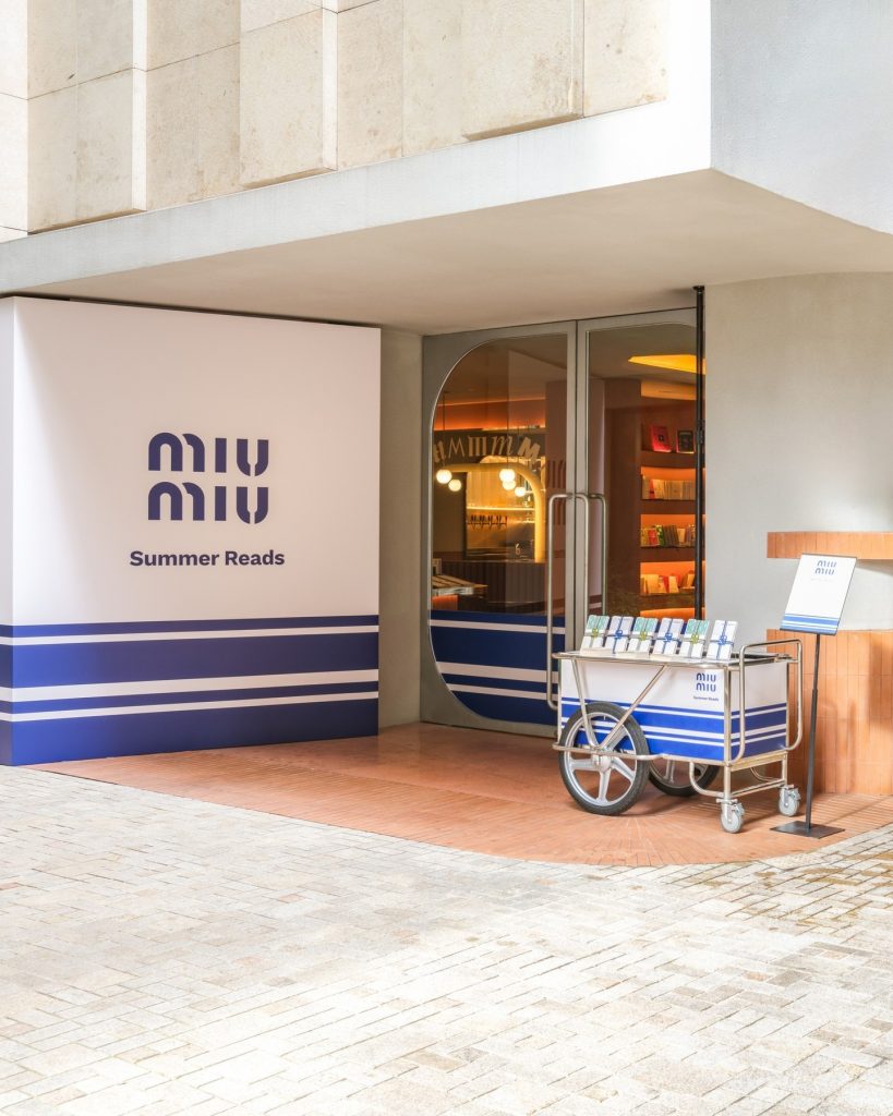 Pop Up Store de “Miu Miu Summer Reads”. 