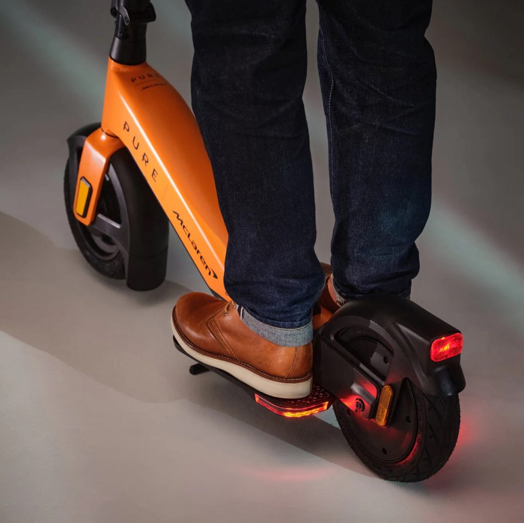 El scooter de McLaren propone “un viaje más estable y cómodo”. 