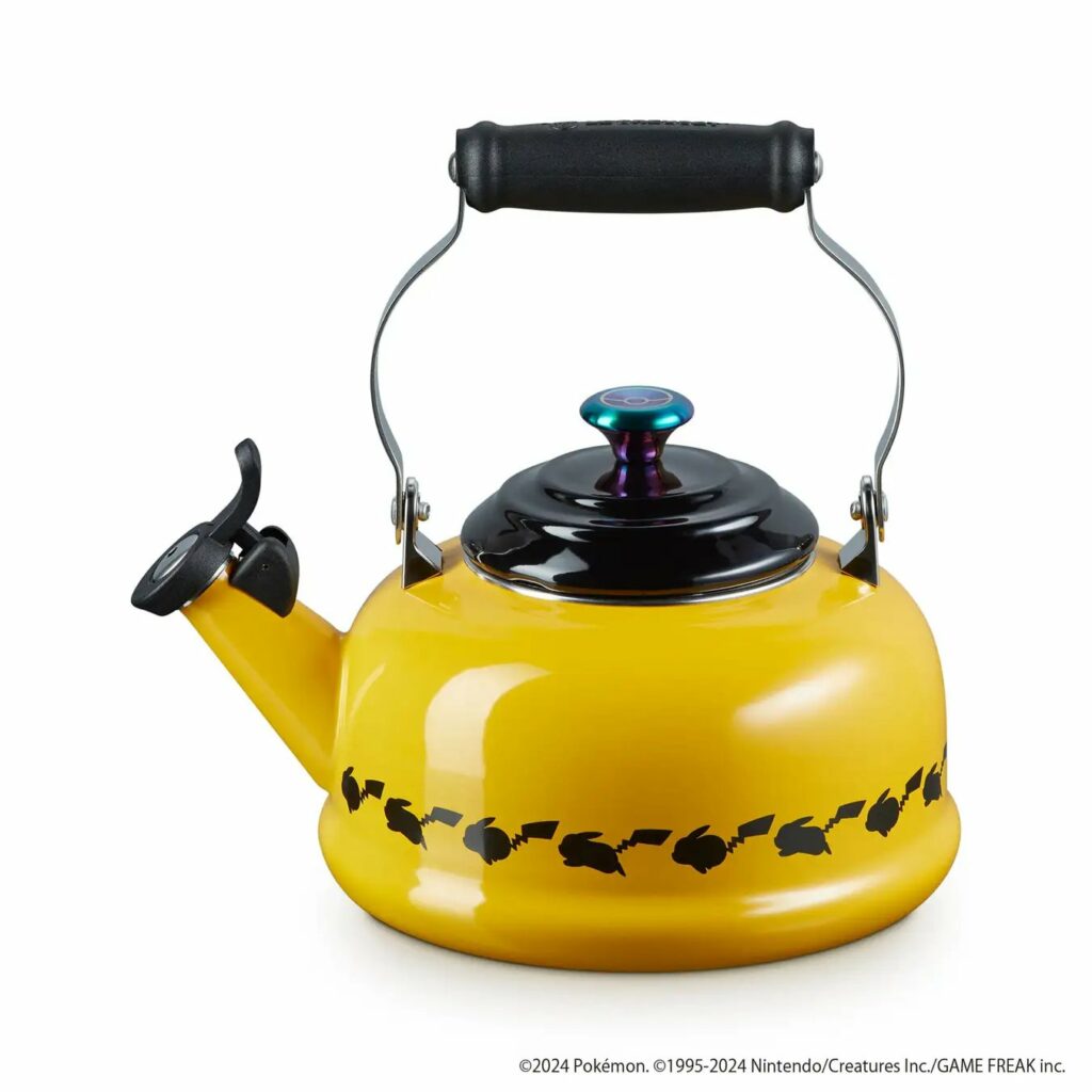 La pava Pikachu de la colección de edición limitada Le Creuset x Pokémon. 