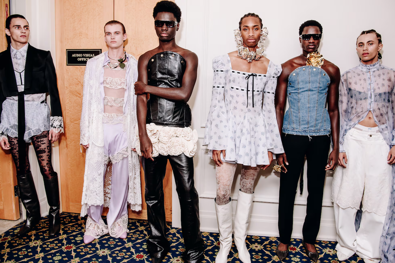 Todo sobre Palomo Spain: el diseñador español ganador del Premio ...