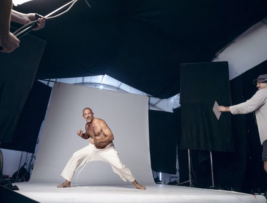 El detrás de la escena del Calendario Pirelli 2025 con fotos de Ethan James Green