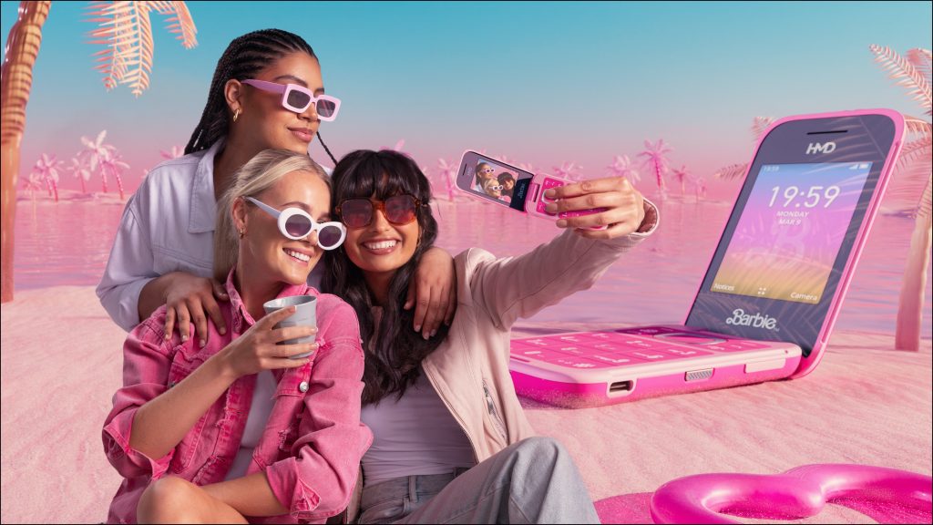 El teléfono plegable de Barbie es una colaboración entre Human Mobile Devices (HMD) y Mattel. 