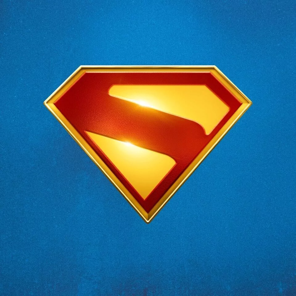 El nuevo logo de Superman según James Gunn, director de Superman 2025. 