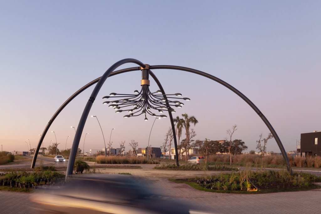 "La araña 01" de Eugenia Calvo en el Circuito de Arte Público en Malba Puertos. 