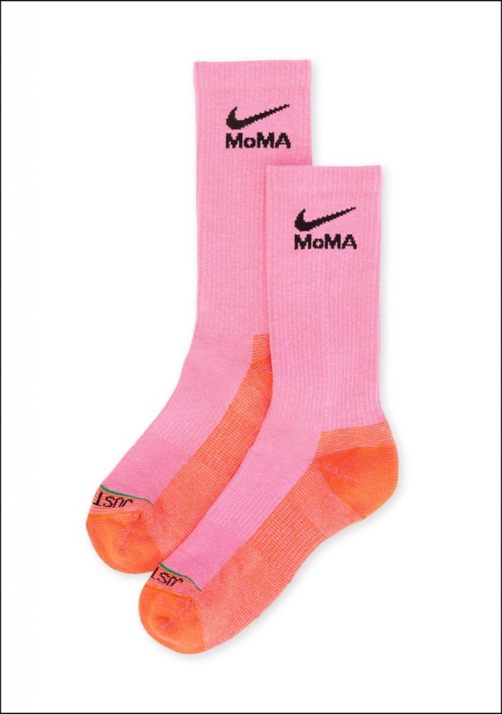 Medias Nike x MoMA Design Store en tonalidades pastel intenso. 