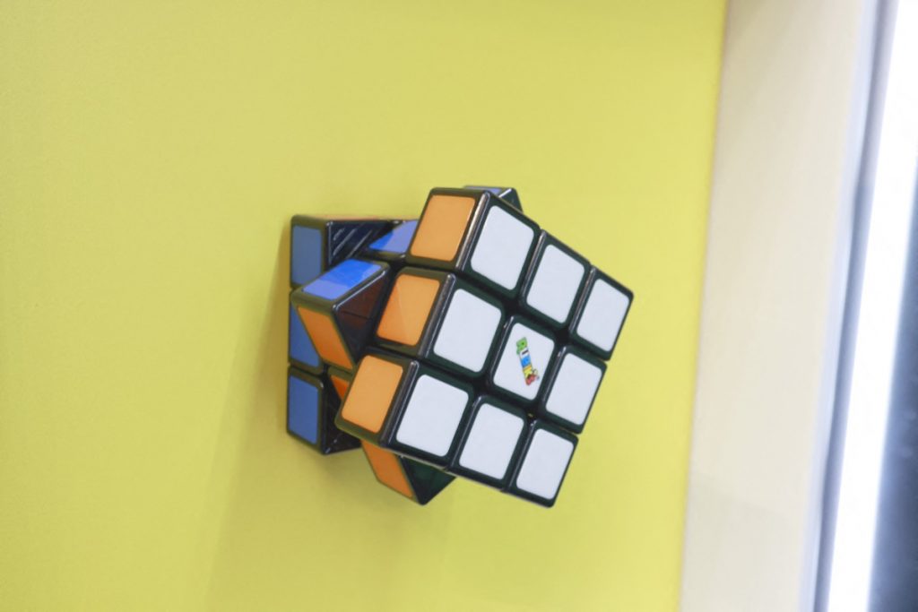 El Cubo de Rubik es un ícono de diseño y símbolo de ingenio e innovación. 