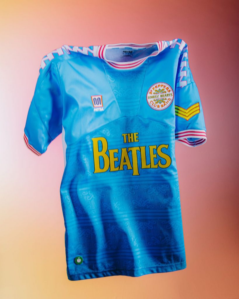 Las camisetas Meyba x The Beatles están hechas según los requistos del fútbol profesional. 