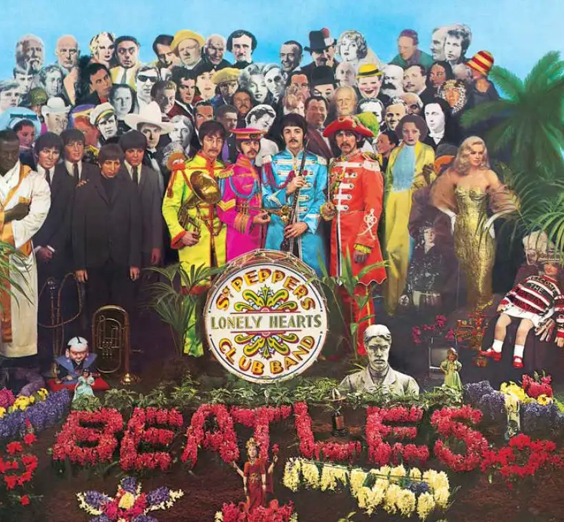 El histórico arte de tapa del álbum Sgt. Pepper's Lonely Hearts Club Band de The Beatles, de 1967. 