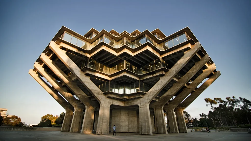 Biblioteca Geisel, en el campus de University of California, La Joya.