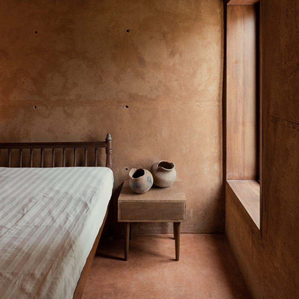 Dormitorio en Vaazh House de Vy Architecture Studio en Tamil Nadu, India. 