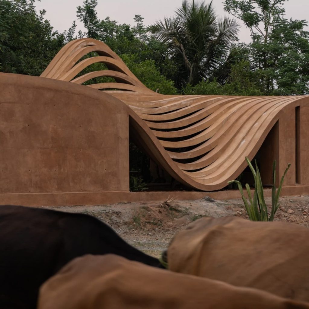 Vaazh House, el extraordinario proyecto de Vy Architecture Studio en Tamil Nadu, India. 