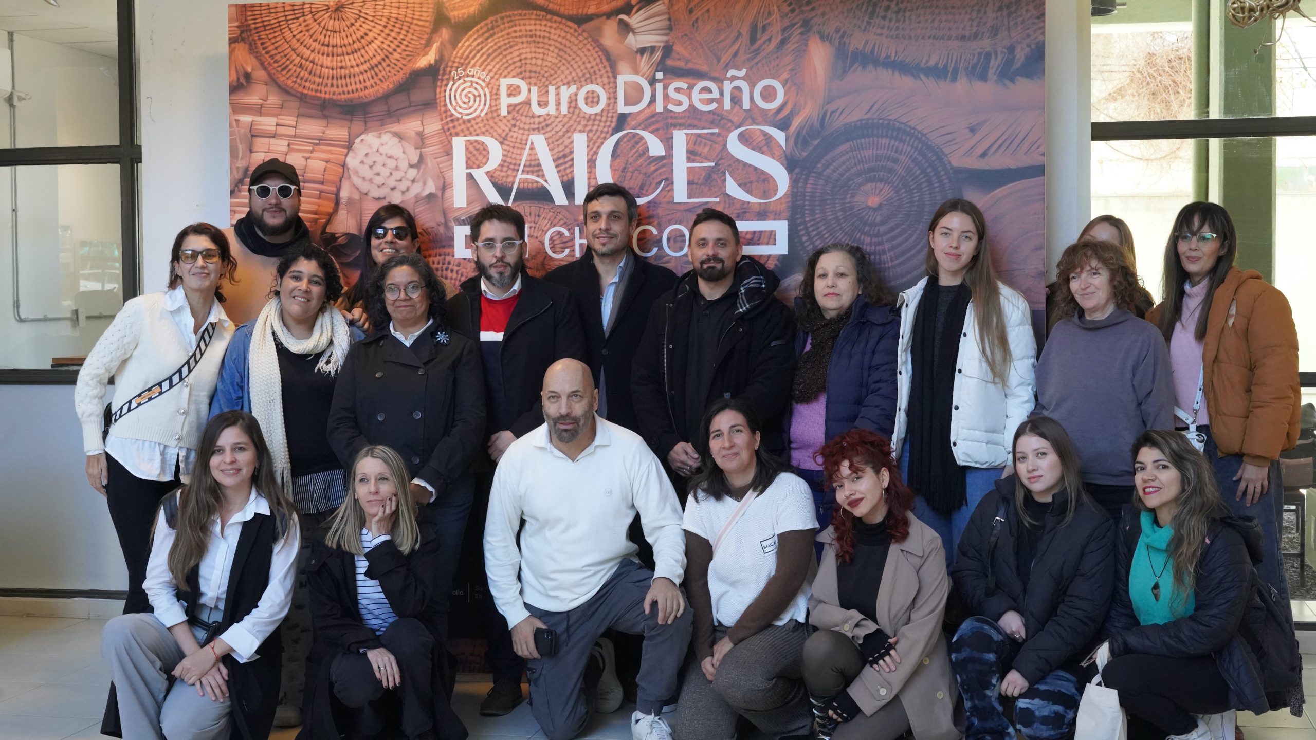 Equipo de producción de Feria Puro Diseño y expositores de Raíces Edición Chaco 2025.