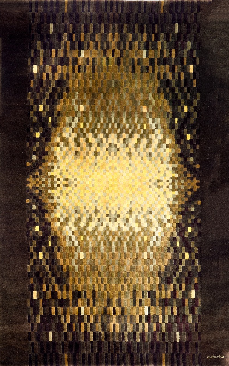 De impronta artesanal, las alfombras de Alberto Churba aplican op-art, color ytextura como elementos expresivos.