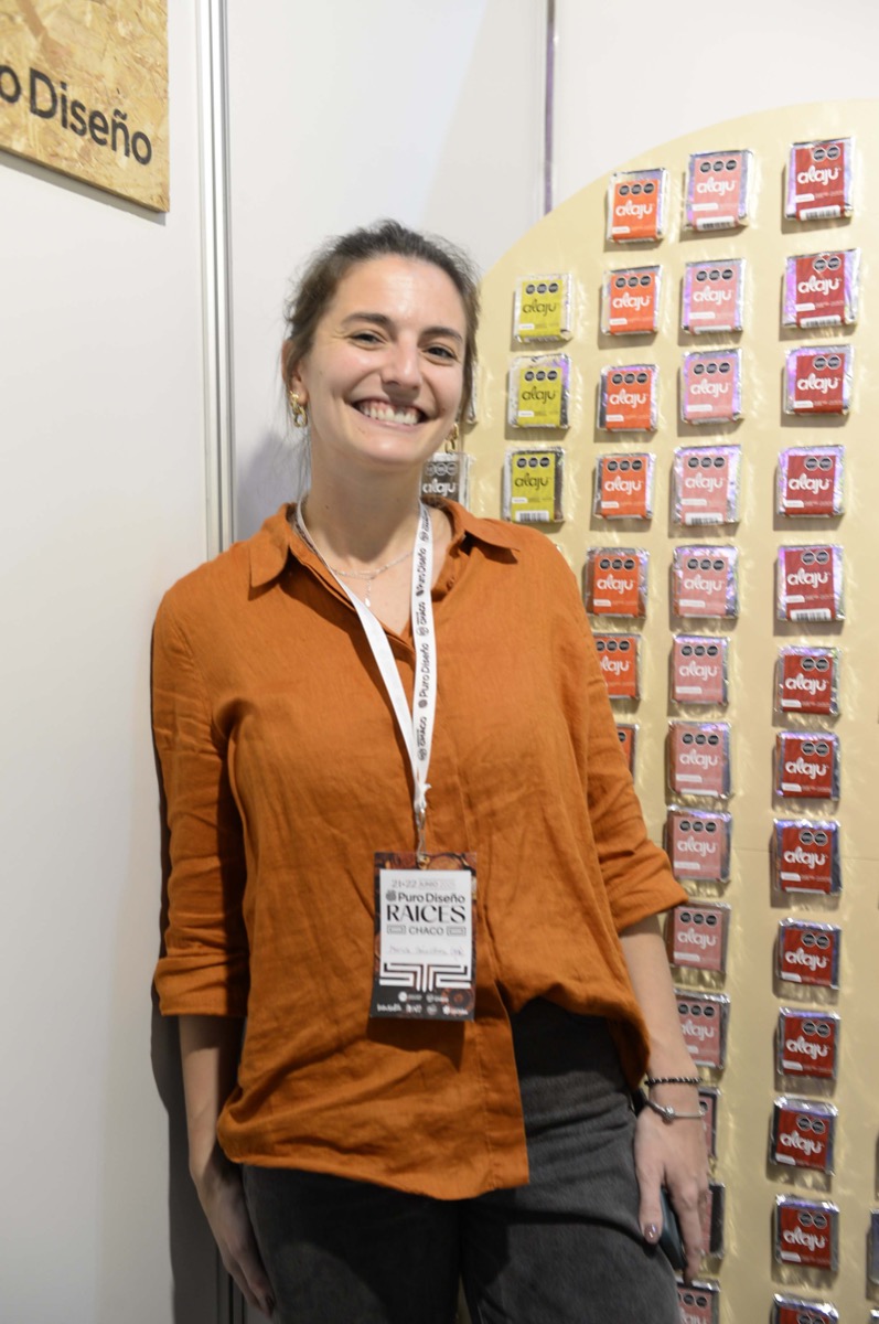 María de Alajú feliz por la repercusión y las ventas de sus alfajores 100 % artesanales. 