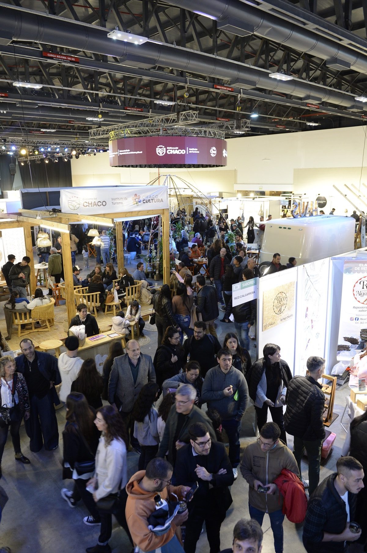 Puro Diseño Raíces en el Centro de Convenciones de Resistencia convocó a más de 10.000 personas. 