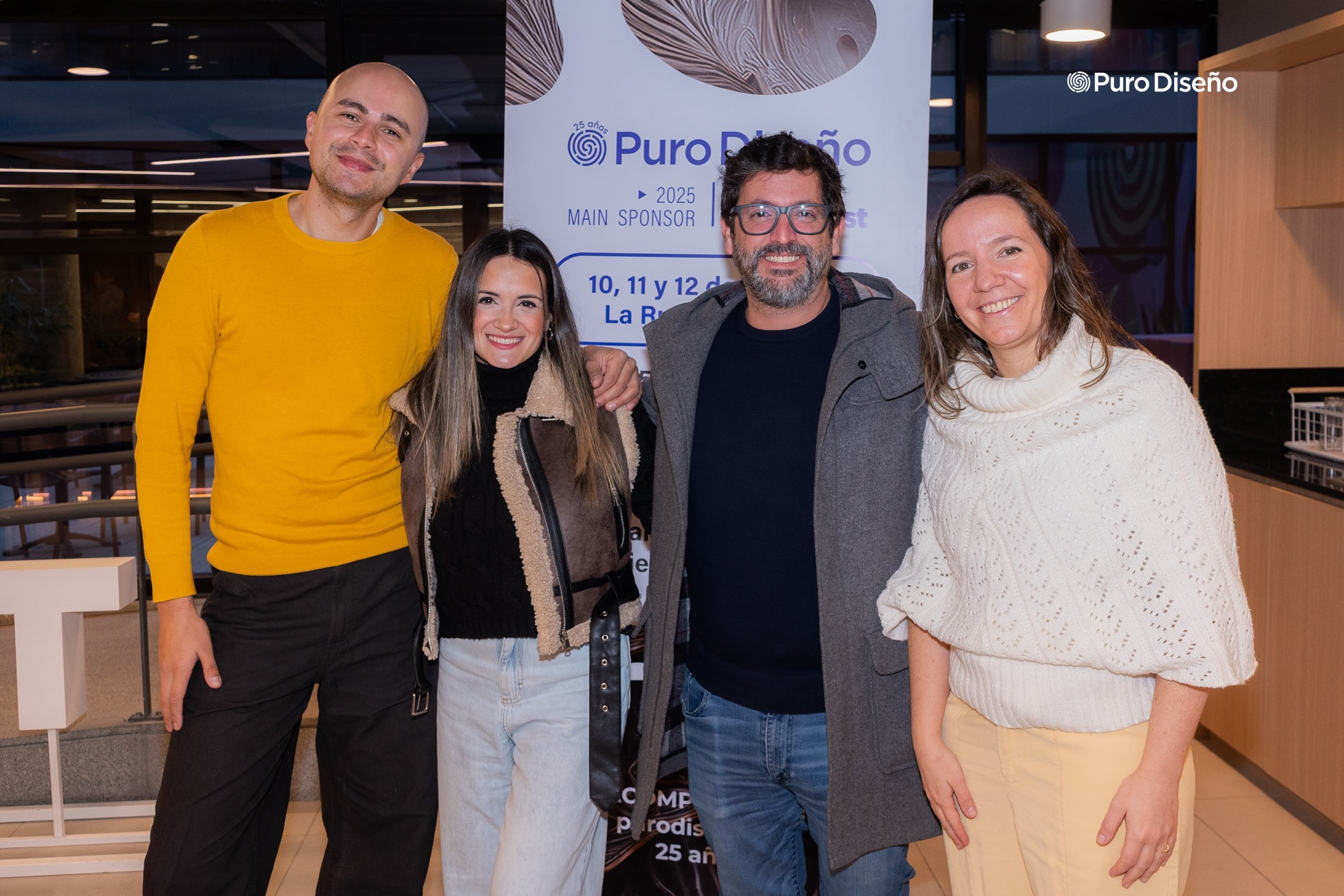 Lucas Haberkon y Carolina López de Flow, Matias Piqueras, gerente comercial de Atlántida, y Antonella Cuffia, jefe de ventas de Atlántida. 