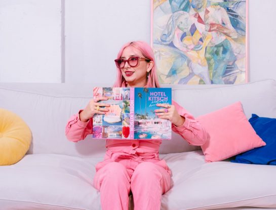 Melanie Anton Def: 9 datos retrato y props fetiche de la directora de arte superstar  