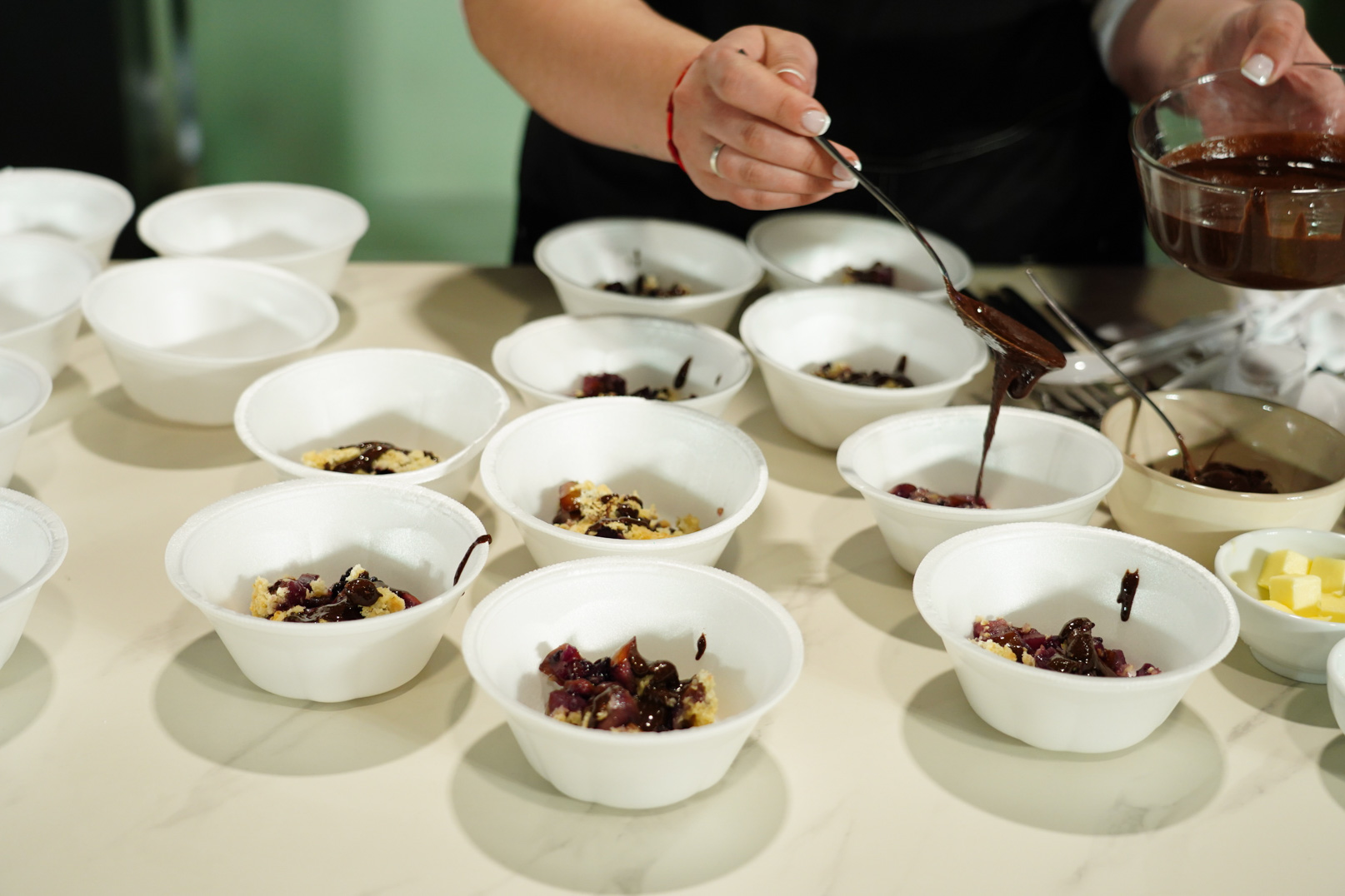Crumble de frutas con “nutella” casera.