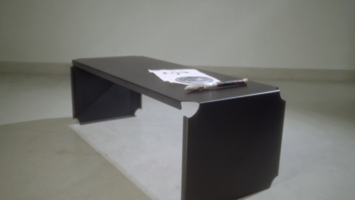 Mesa Prisma x Antonio Llambías / Valuarte.