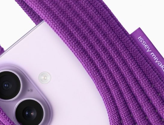 Apple + Issey Miyake lanzaron el “iPhone Pocket”: para llevar el celu (con estilo) a todas partes