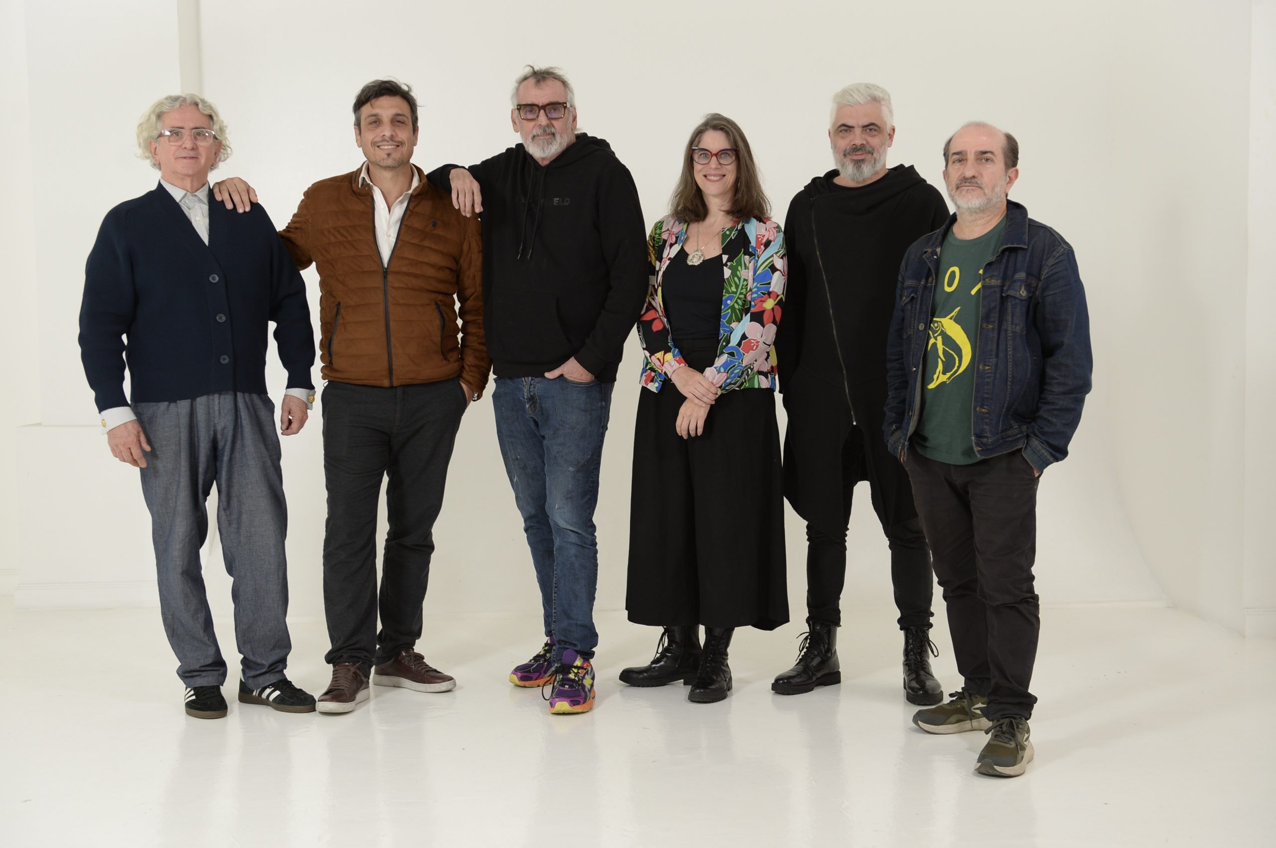 De izq. a der.: Julio Oropel, Matías Rosado, Benito Fernández, Laura Varsky, Federico Platener y Juan Martín Cutro. 