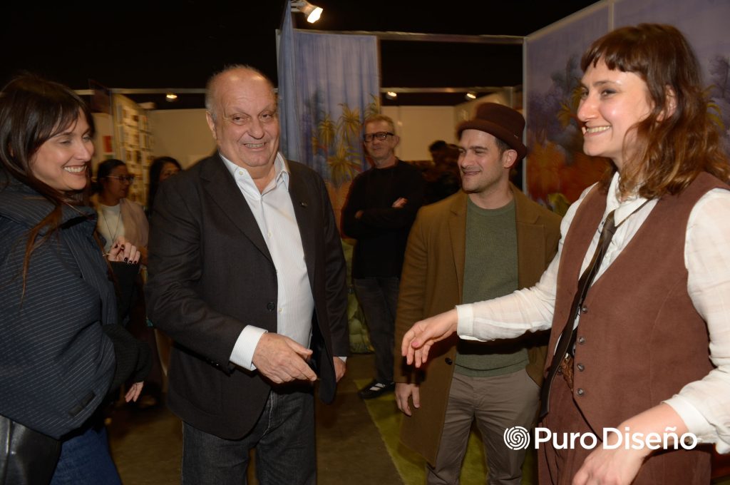 Hernán Lombardi, Ministro de Desarrollo Económico de la Ciudad de Buenos Aires, recorrió la feria de expositores.
