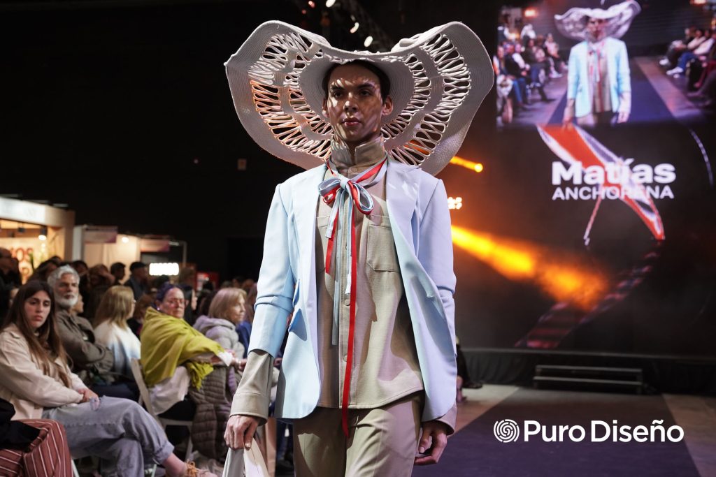 Matías Anchorena en la pasarela de Feria Puro Diseño 2026.