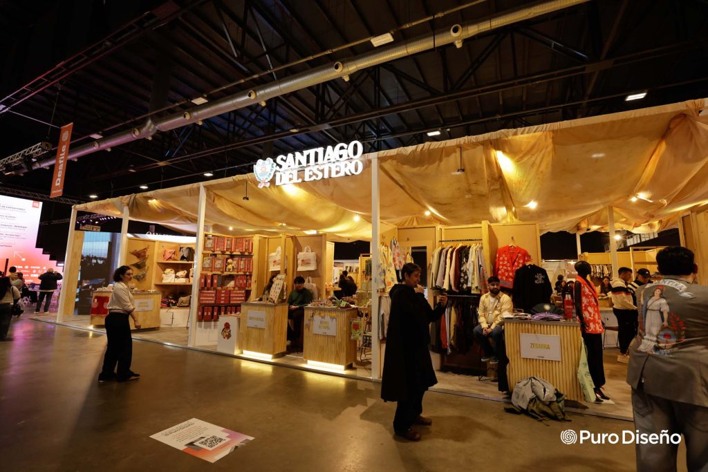 El extraordinario stand de Santiago del Estero en Feria Puro Diseño 2026.
