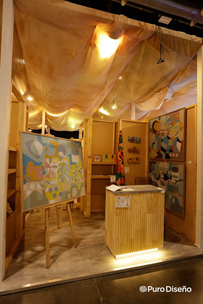 Las artes visuales imponen su espíritu en el stand de Santiago del Estero.