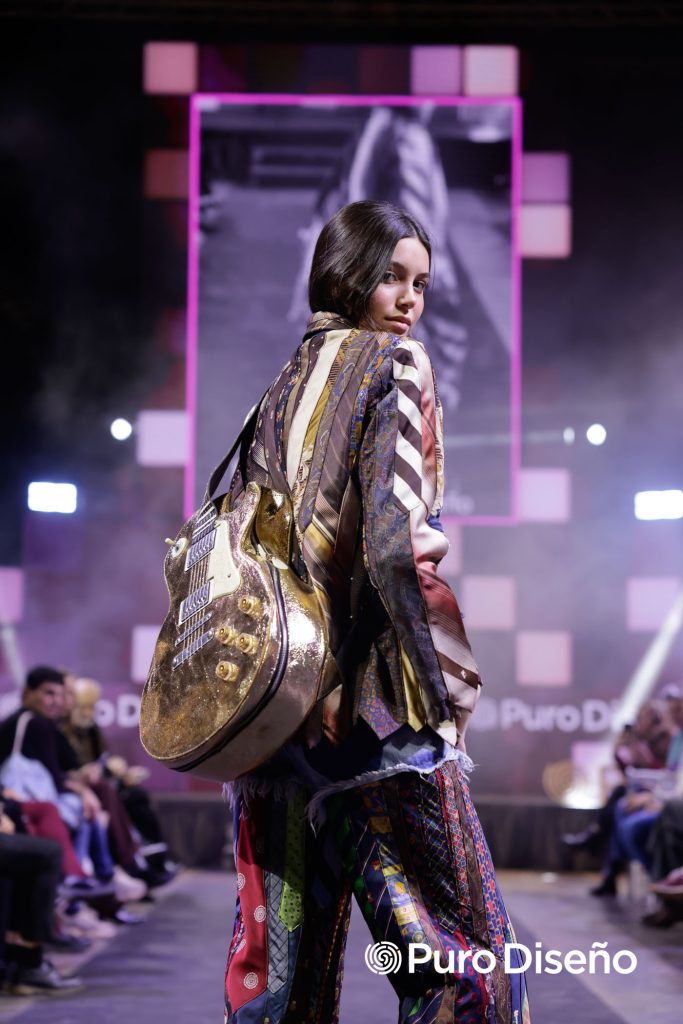 Los creadores de moda y estilo ¡la rompieron! en el tradicional Desfile de Expositores de La Feria.