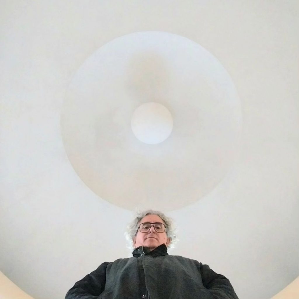Julio Oropel, diseñador de la Tienda Oficial. 